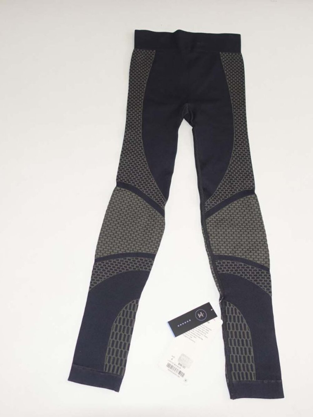 Lululemon Women's About That Base Compression Athletic Pants Size 4 NWT Gray